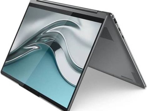 The Yoga 9 adapts to your creativity—from creating to chilling, it's 360° of wow at every angle.